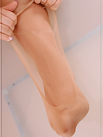 pantyhoseinnylons Pantyhose pics