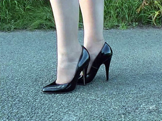 StilettoGirl Unconforming Sample