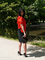 StilettoTease.com High heels pics